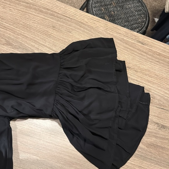 NWT Chic Black Off-Shoulder Top size large X-Large women boho pleated‎ sleeves - Picture 13 of 13